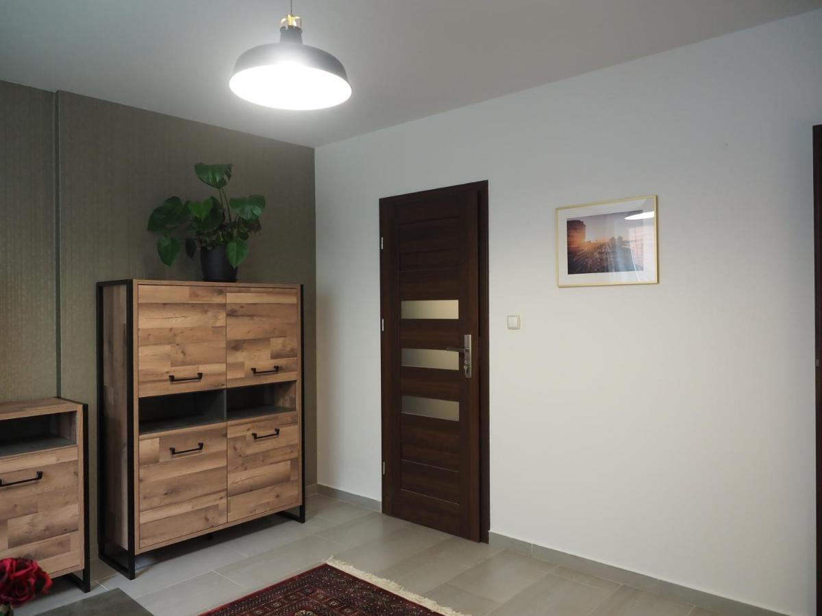 Adobe Apartment - Przytulny I Free Parking فروتسواف المظهر الخارجي الصورة